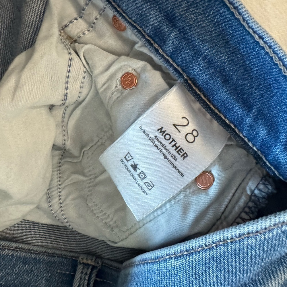 Mother High Waisted Straight Leg Jeans l 28 - Picture 10 of 11